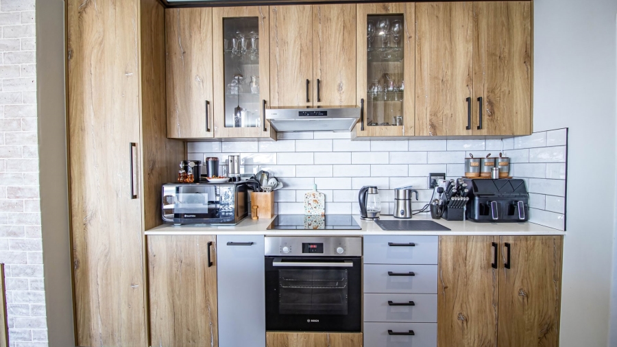 3 Bedroom Property for Sale in Hoogland Western Cape